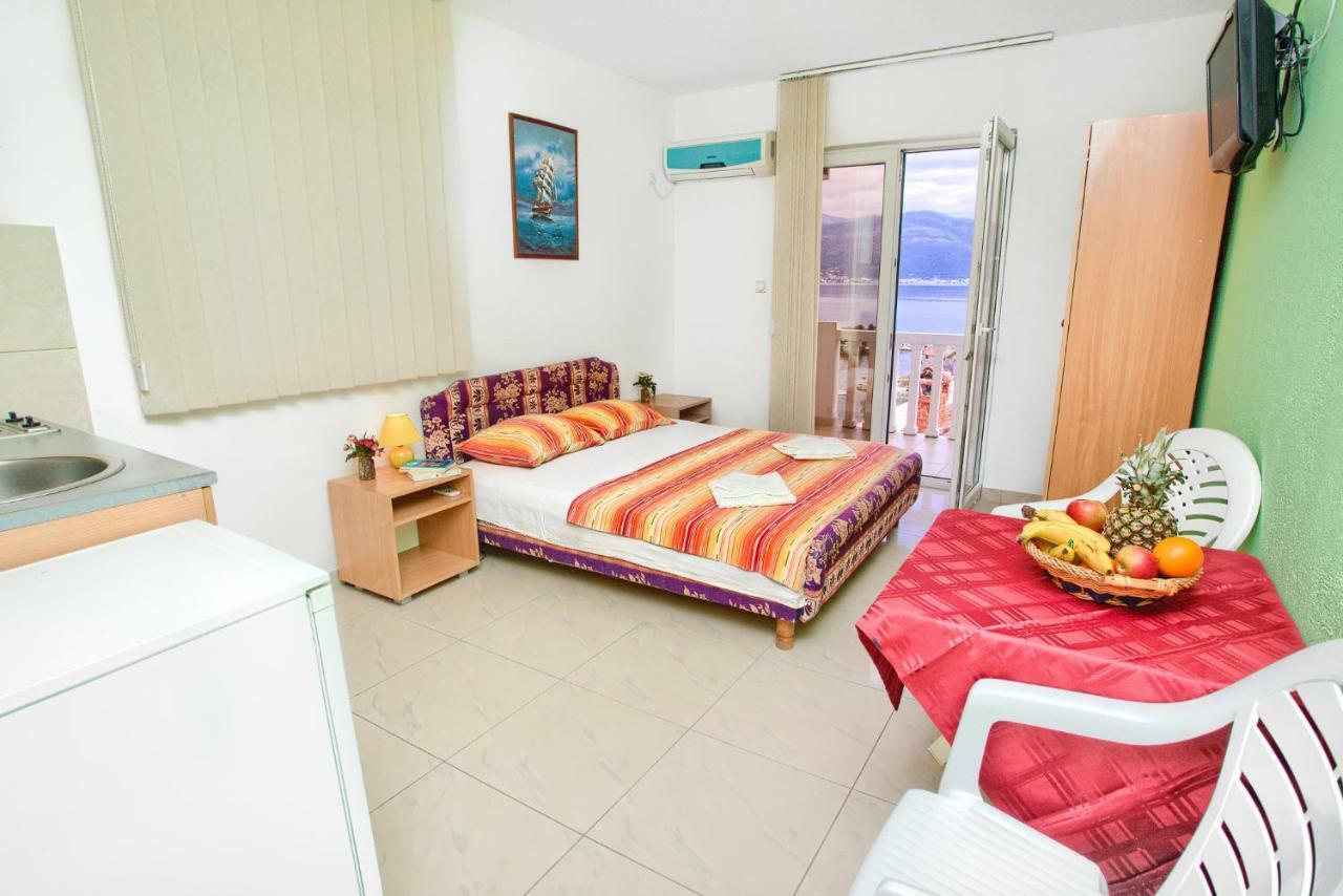 Apartments Porto Bjelila Tivat Ngoại thất bức ảnh