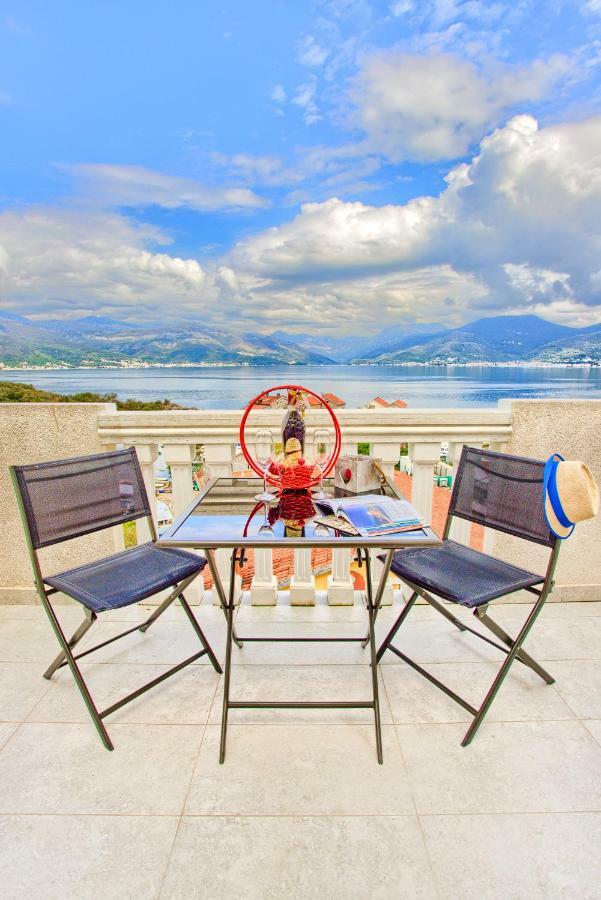 Apartments Porto Bjelila Tivat Ngoại thất bức ảnh